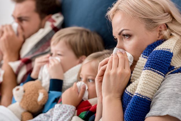 «Καμπανάκι» Παγώνη: Έξαρση γρίπης πριν τις γιορτές- Τι κάνουμε πριν το ρεβεγιόν