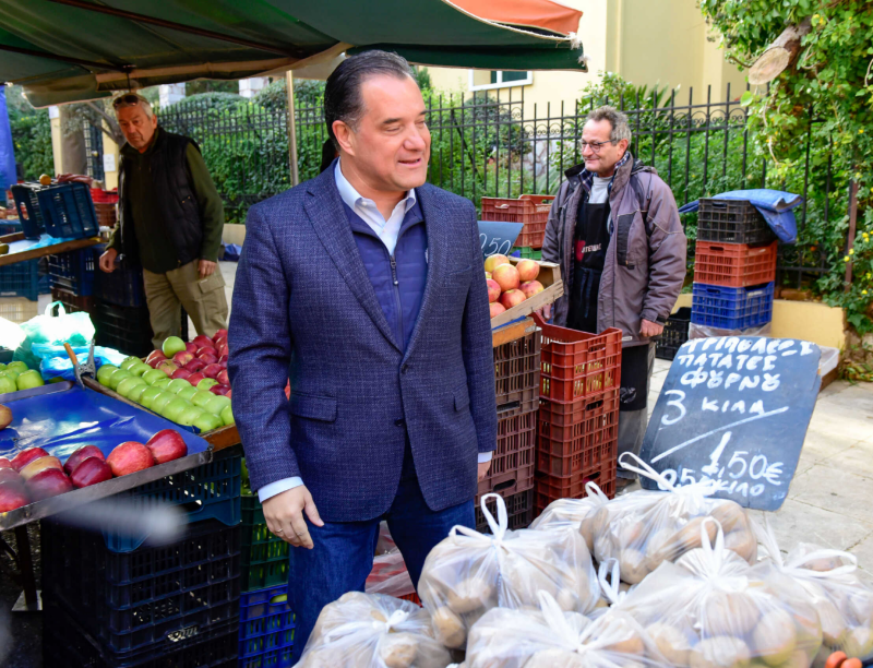 Άδωνις Γεωργιάδης: «Οι λαϊκές αγορές είναι το διαχρονικό καλάθι του νοικοκυριού»