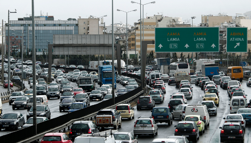 Χριστούγεννα 2022: Ξεκίνησε η έξοδος των εκδρομέων – Τα έκτακτα μέτρα της Τροχαίας