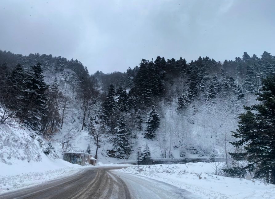 Διακοπές στην Εύβοια: H χειμερινή «οπτασία» του Νομού – Πώς θα πάτε