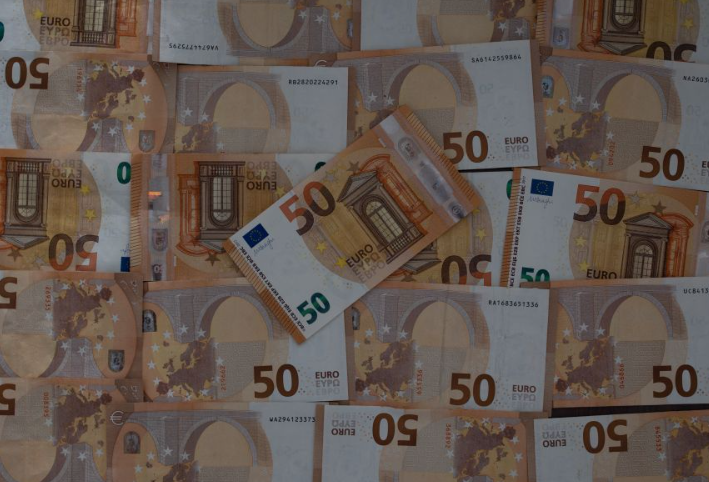 Επιταγή ακρίβειας: Ποιοι άνεργοι θα λάβουν το έκτακτο επίδομα 250 ευρώ