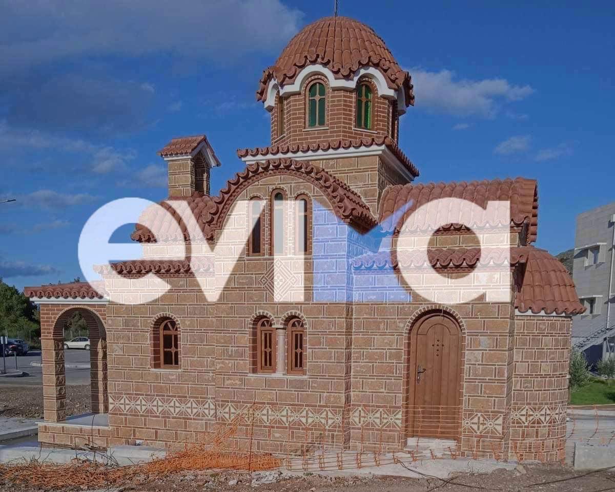 Χαλκίδα: Εδώ εγκαταστάθηκε το εκκλησάκι που προκάλεσε «σάλο» στο κέντρο της πόλης
