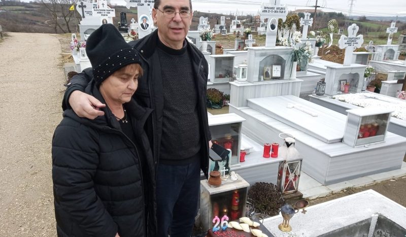Ελένη Τοπαλούδη: Στον τάφο της με τούρτα γενέθλιων οι γονείς της