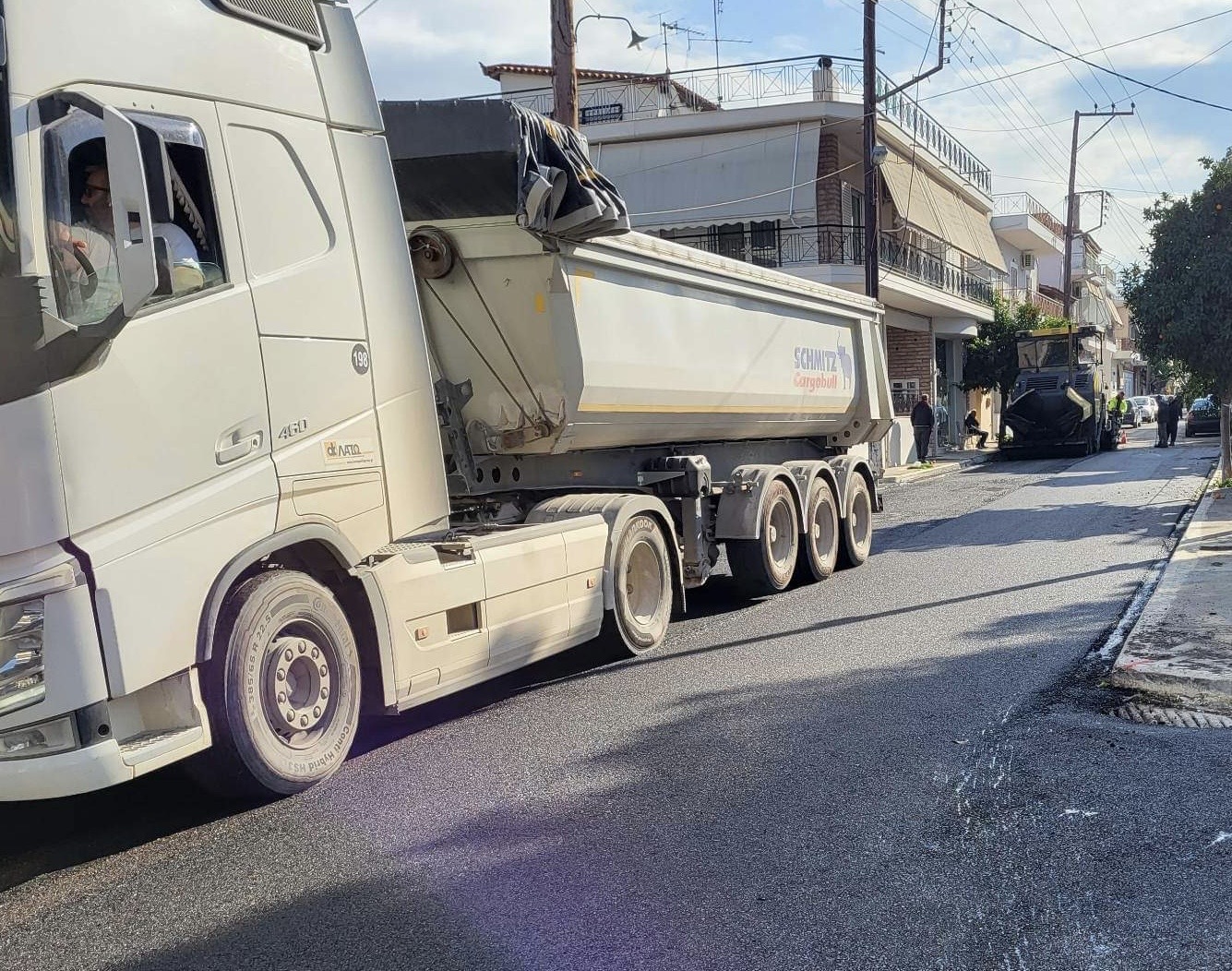 Εύβοια: Κλείνουν λακούβες στη Νέα Λάμψακο