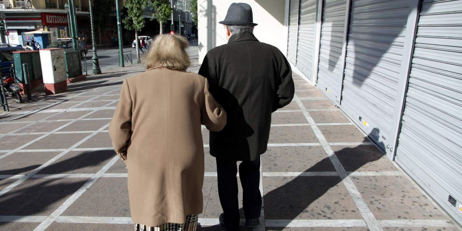 Πόσα θα πάρουν όσοι βγουν σε σύνταξη φέτος