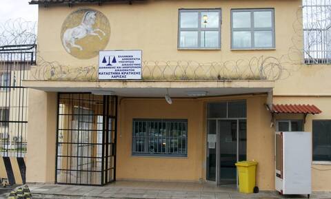 Εξέγερση στις φυλακές της Λάρισας: Αρνούνται να μπουν στα κελιά τους οι κρατούμενοι