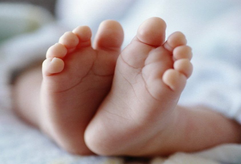 Κύκλωμα εμπορίας βρεφών: Θρίλερ με μωρό – Δεν μπορεί να γίνει εξακρίβωση των βιολογικών του γονιών