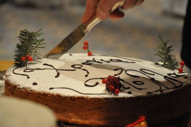 Εύβοια: Η Ένωση επιχειρηματιών Αυλωναρίου κόβει την πρωτοχρονιάτικη πίτα