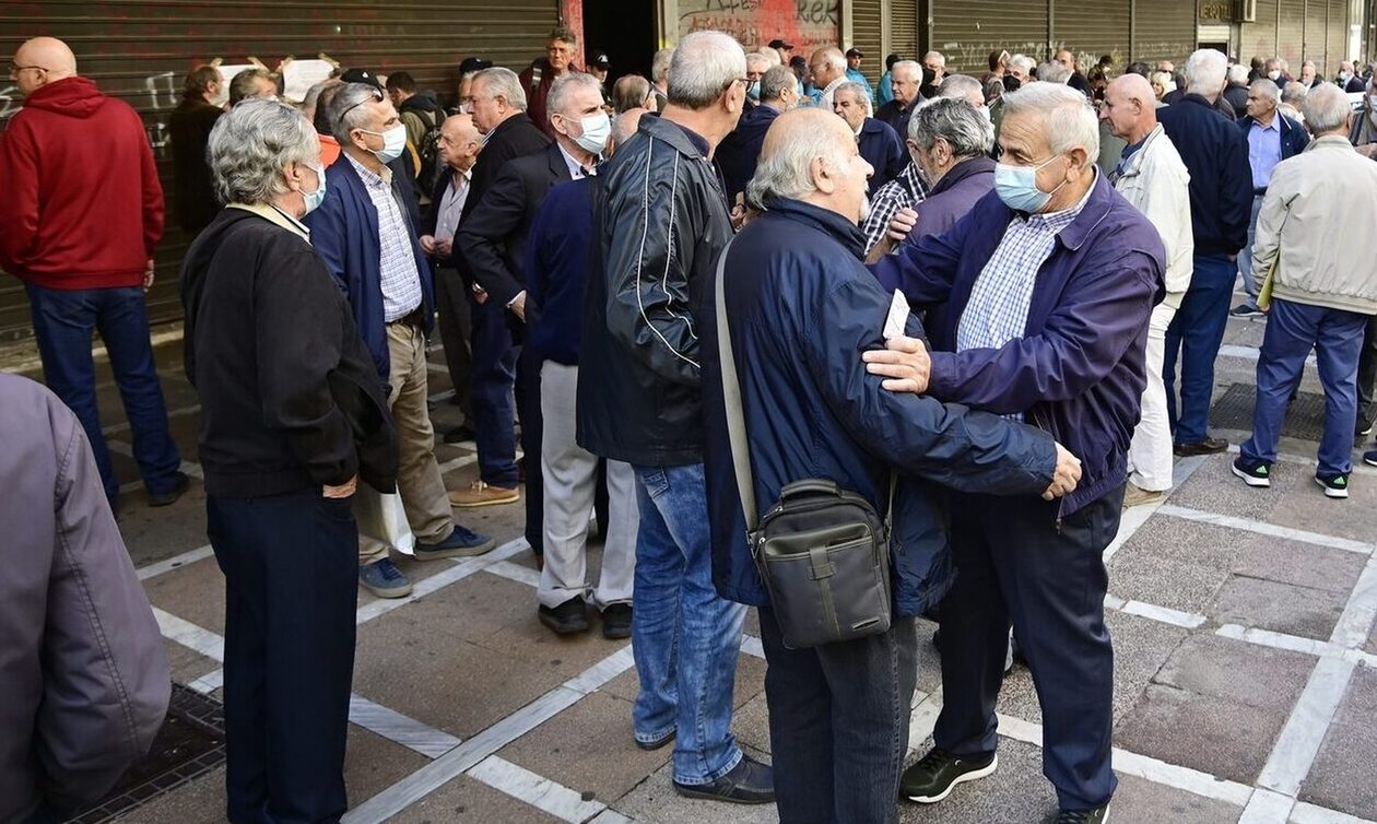 Σύνταξη: Δείτε πόσοι μπορούν να βγουν πριν από τα 62 έτη