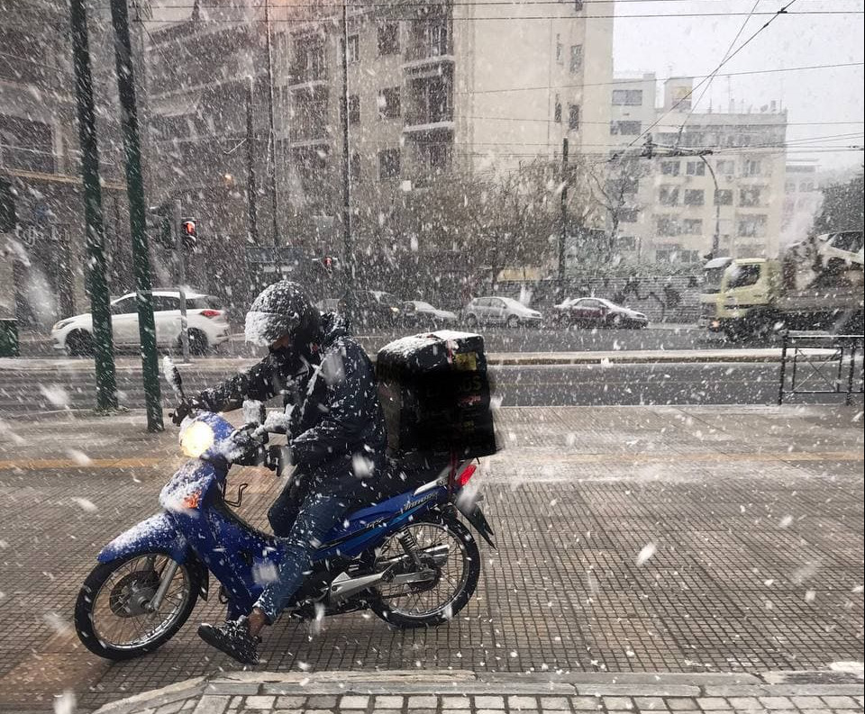 Κακοκαιρία Μπάρμπαρα: Τι ώρα θα ξεκινήσουν τα delivery και courier σήμερα στην Εύβοια