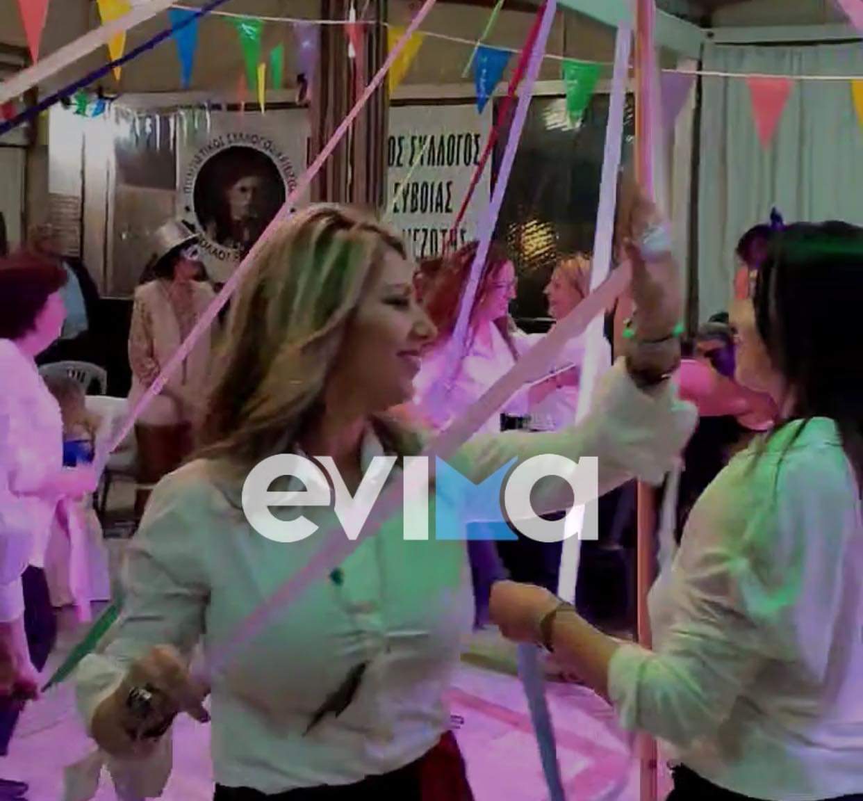 Εύβοια: Ξεσήκωσε τον κόσμο το χορευτικό των Κριεζών στη γιορτή της Σπανακόπιτας