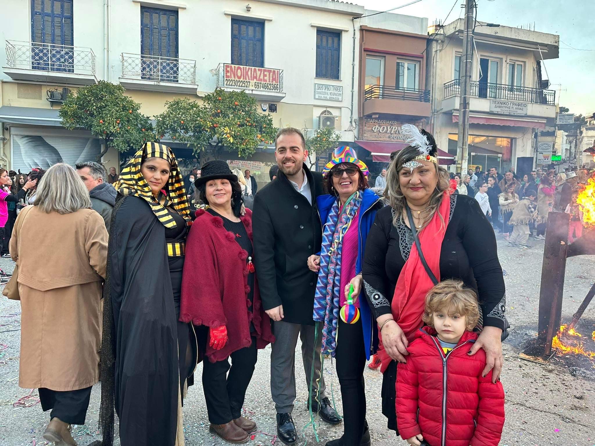 Εύβοια: Στήριξε το καρναβάλι του Αλιβερίου ο Αλέξανδρος Θεοδώρου