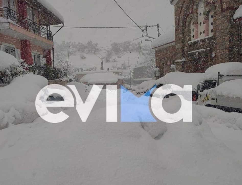 Χιόνια στην Εύβοια: Παραμένει ο χιονιάς την Τετάρτη – Επικαιροποιήθηκε το έκτακτο δελτίο