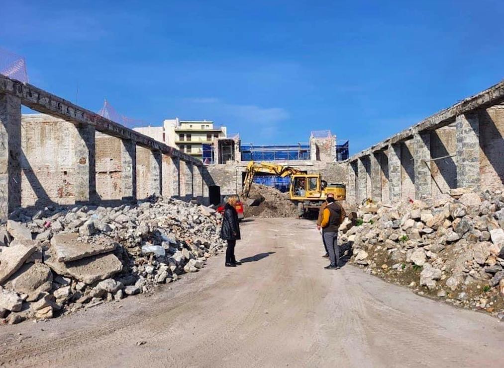 Εύβοια: Πότε ολοκληρώνεται το έργο στη Δημοτική Αγορά της Χαλκίδας