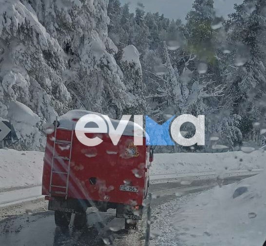 Κακοκαιρία Μπάρμπαρα-Εύβοια: Δόθηκε στην κυκλοφορία ο δρόμος Χαλκίδας Αιδηψού