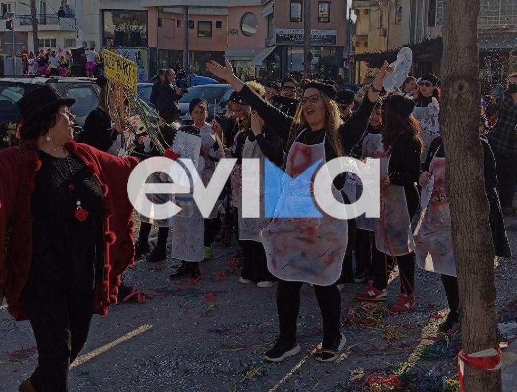 Σε ρυθμούς καρναβαλιού το Αλιβέρι – Ξεκίνησε η μεγάλη παρέλαση των παιδιών (pics)