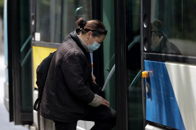 Κορονοϊός: Υποχρεωτική μάσκα στα μέσα μαζικής μεταφοράς