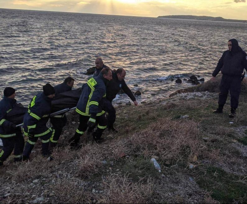 Ναυάγιο με μετανάστες: Τουλάχιστον 3 νεκροί – Μέγαλη επιχείρηση του Λιμενικού