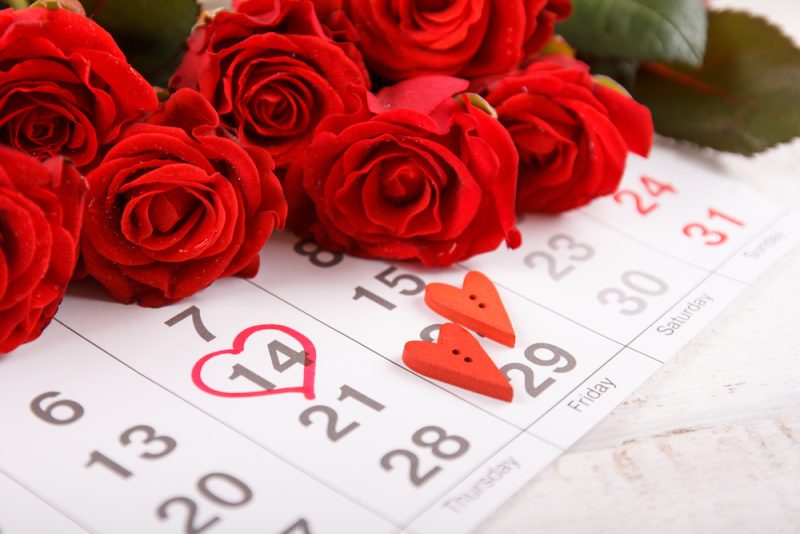 «Τσιμπάει» το τριαντάφυλλο του Αγίου Βαλεντίνου- Πόσο θα πληρώσουν τα λουλούδια τους φέτος οι ερωτευμένοι