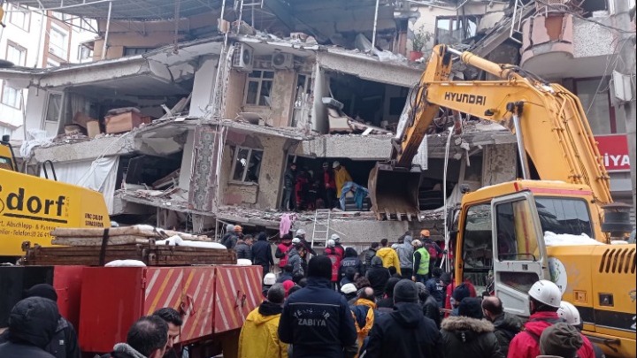 «Στο έλεος του Εγκέλαδου η Τουρκία»: Νέος ισχυρότατος σεισμός 7,5 Ρίχτερ