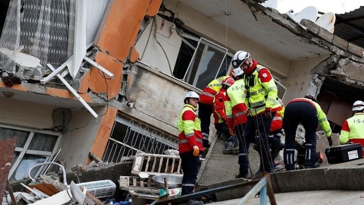 Σεισμός στην Τουρκία: Τουλάχιστον 37.000 οι νεκροί- Ζωή κάτω από τα χαλάσματα 200 ώρες μετά