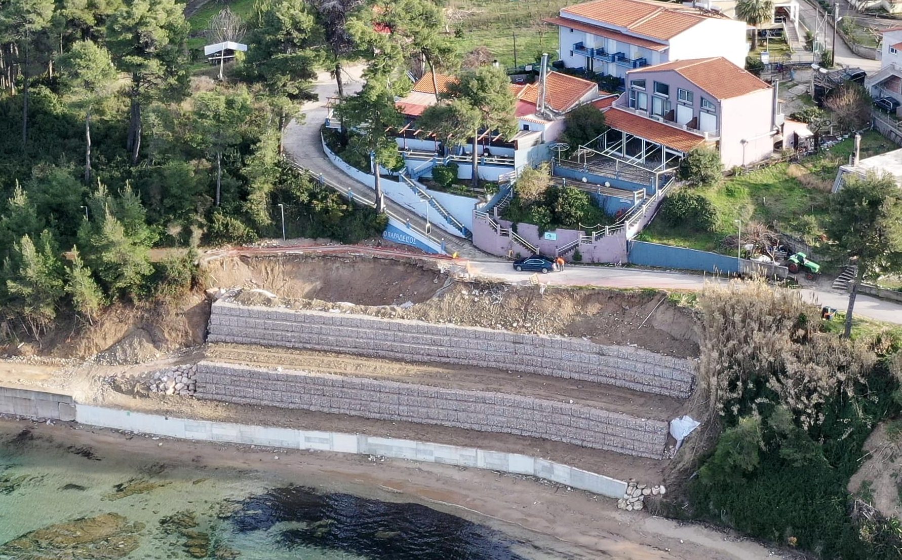 Εύβοια: Το κατολισθητικό φαινόμενο στα Ελληνικά αντιμετώπισε αποτελεσματικά ο Δήμος