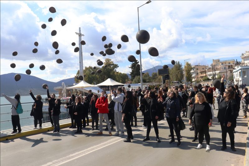 Εργατικό κέντρο Ευβοίας: Οργή λαού για τη σύγκρουση τρένων στα Τέμπη