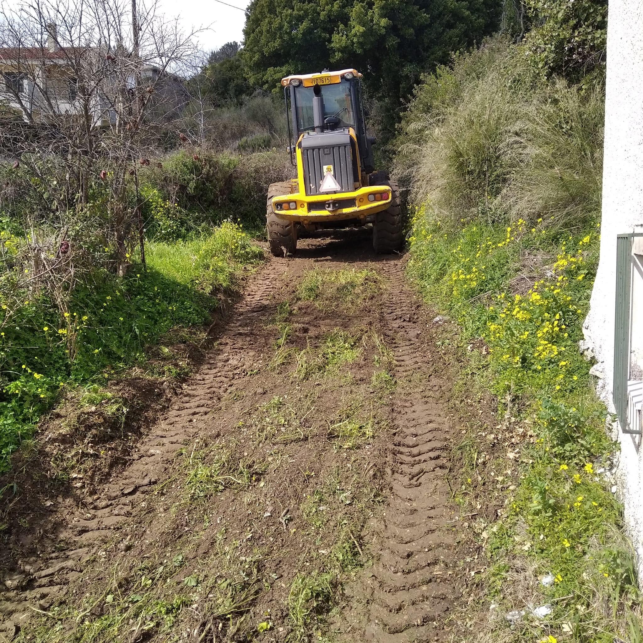 Εύβοια: Ξεκίνησαν έργα αγροτικής οδοποιίας εκεί… που δεν χωράει μπουλντόζα (pics)