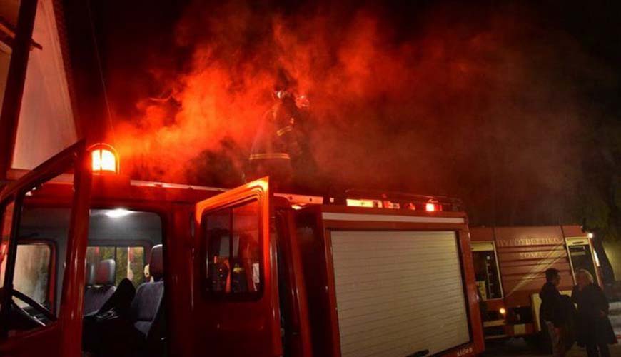 Μαίνεται η φωτιά στη Φθιώτιδα – Ολονύχτια μάχη των πυροσβεστών