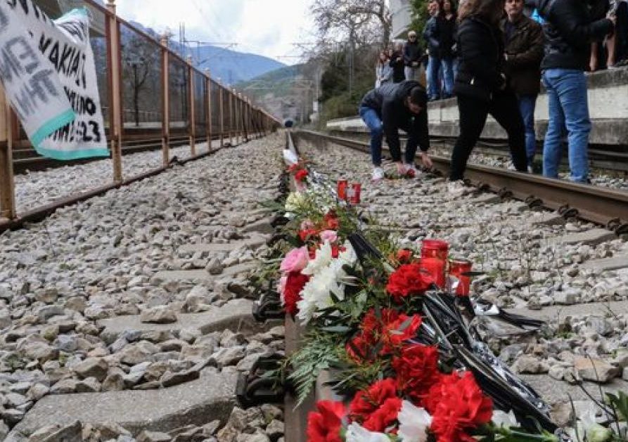 Τέμπη: Στα 3.500 ευρώ το ποσό που θα δοθεί για τις κηδείες των θυμάτων