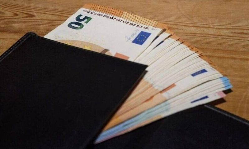 «Πάω Μπροστά»: Μέχρι πότε οι αιτήσεις στο πρόγραμμα με επίδομα κατάρτισης 400 ευρώ
