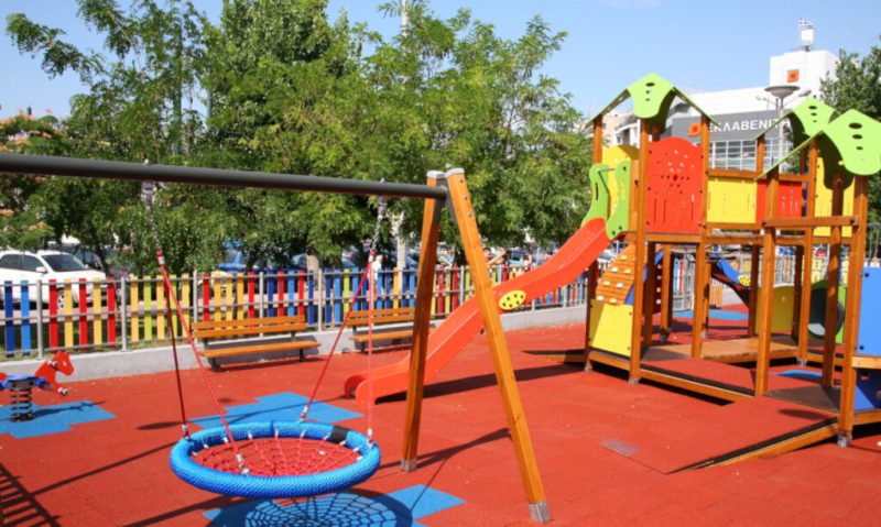 Σε ποιές περιοχές της Εύβοιας θα κατασκευαστούν 8 νέες παιδικές χαρές