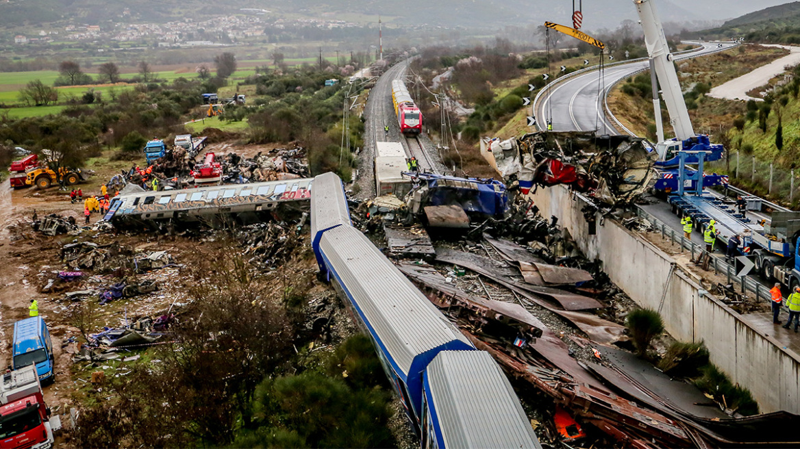 Τέμπη: Τι θα αποκαλύψουν τα «μαύρα κουτιά» των τρένων για την τραγωδία