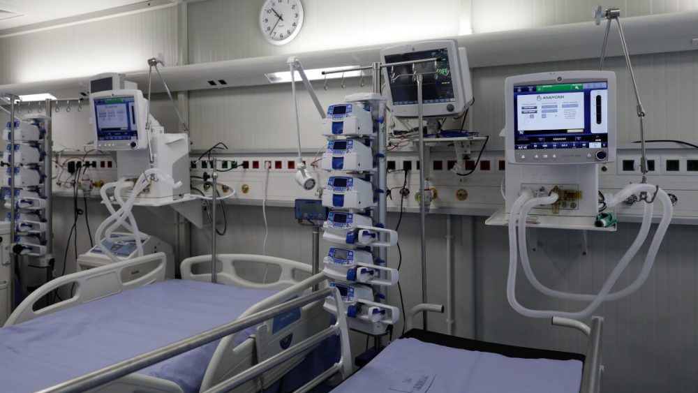 «Καμπανάκι» Σύψα για Candida Auris: Μεγάλη διασπορά στα νοσοκομεία της Αττικής