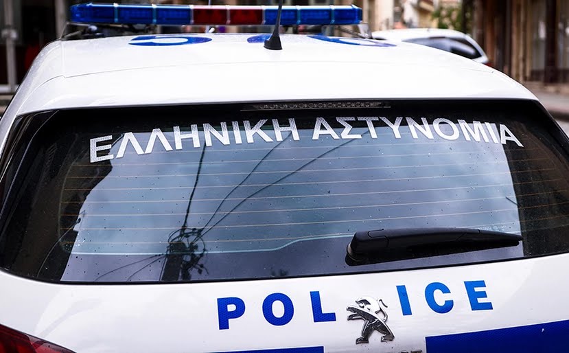 Συναγερμός στις Αρχές: Γυναίκα απειλούσε να πέσει από τη Γέφυρα