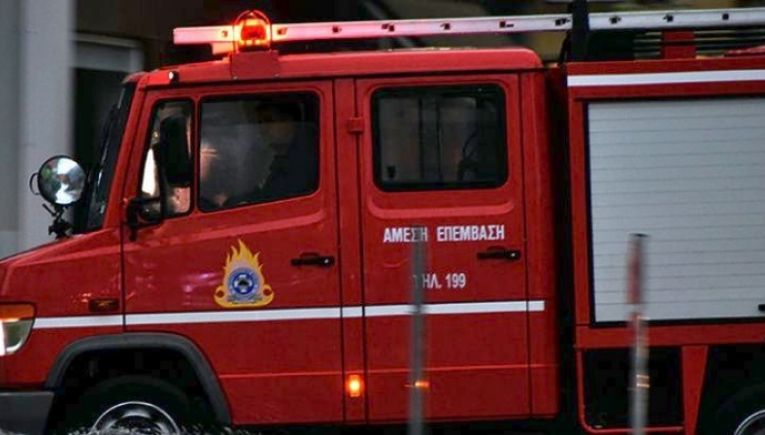 Εύβοια: Δύο Χαλκιδέοι στο νοσοκομείο από τη φωτιά στο εργοστάσιο