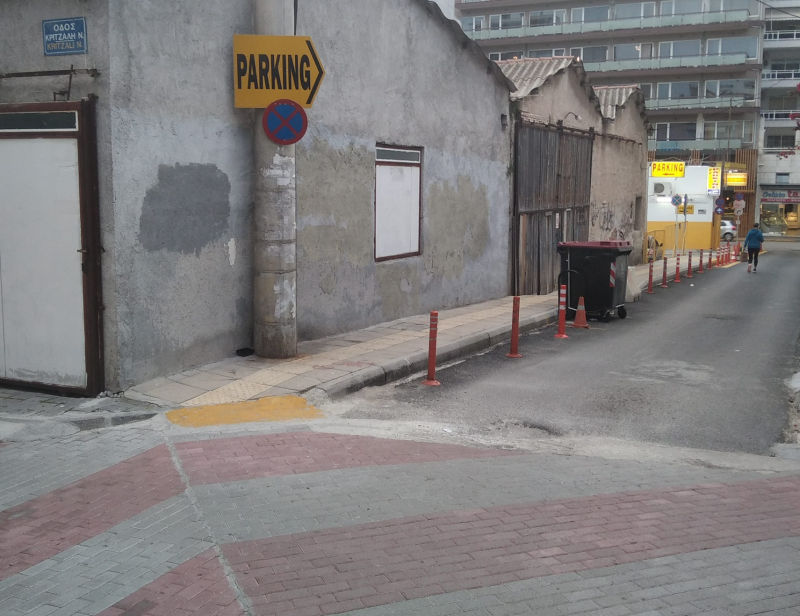 Χαλκίδα: Δρόμος «παγίδα» στο κέντρο της πόλης – Τι λένε οι κάτοικοι