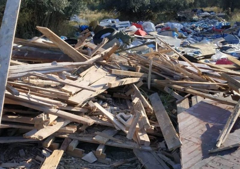 Εύβοια: Ασυνείδητοι πετούν σκουπίδια παντού – Νέες εικόνες ντροπής