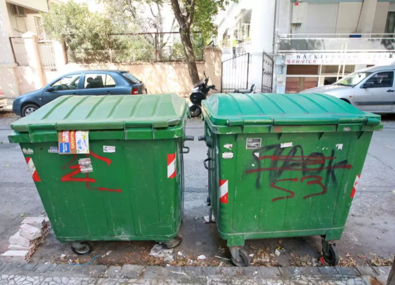 Χαλκίδα: Σκουπίδια θέτουν σε κίνδυνο την υγεία μαθητών