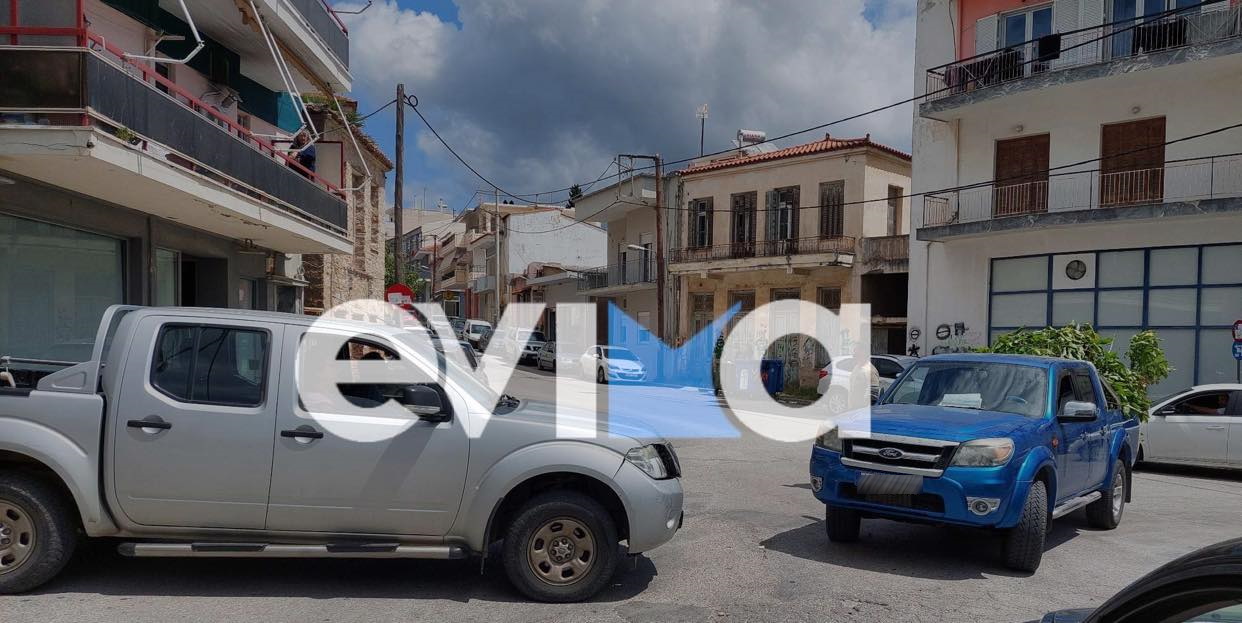 Τροχαίο στην Εύβοια: Αγροτικά συγκρούστηκαν στο Αλιβέρι