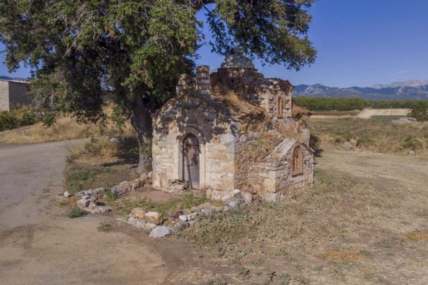 Το εκκλησάκι που γιορτάζει σήμερα στην Εύβοια και η ιστορία του