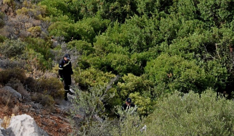 Φορτηγό έπεσε σε γκρεμό- Τραυματίστηκαν οι επιβάτες