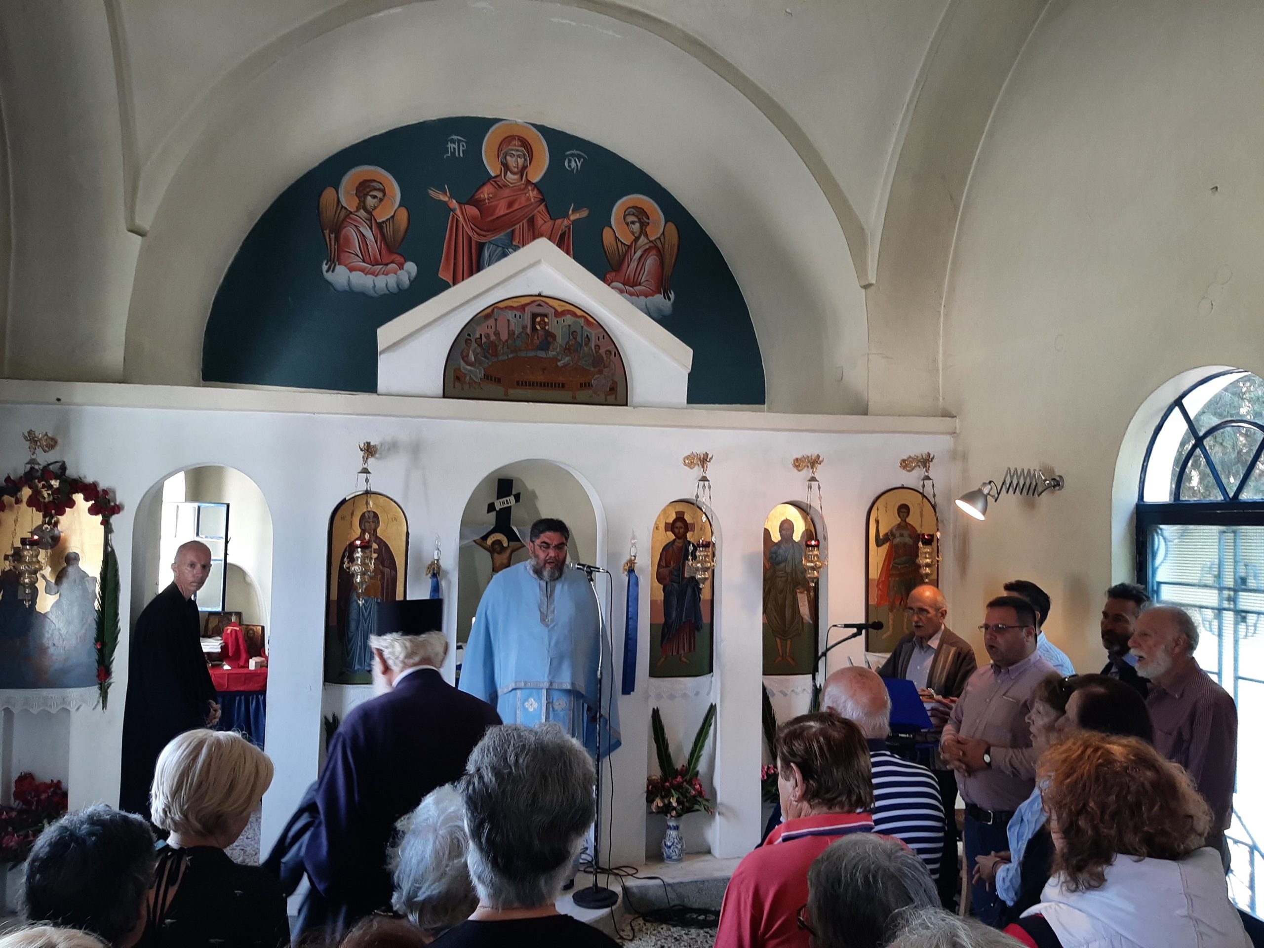 Εύβοια: Έτσι γιόρτασε η Αμάρυνθος την Αγία Τριάδα