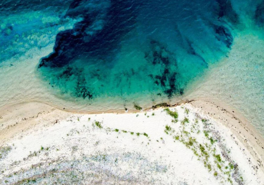 Σεισμός στην Αταλάντη: Το περίεργο φαινόμενο με την παραλία που «βυθίζεται» στην Εύβοια
