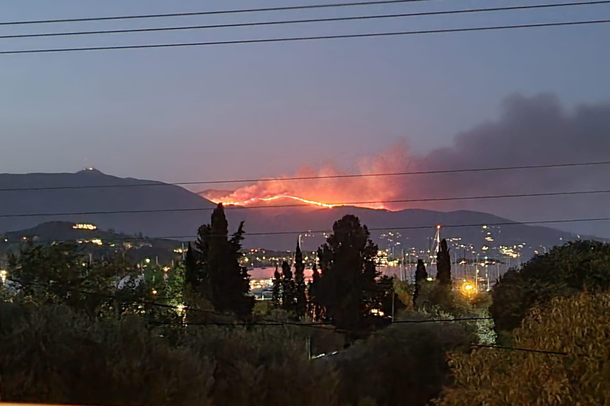 Φωτιά στην Κέρκυρα: Εμπρησμό «βλέπει» ο δήμαρχος