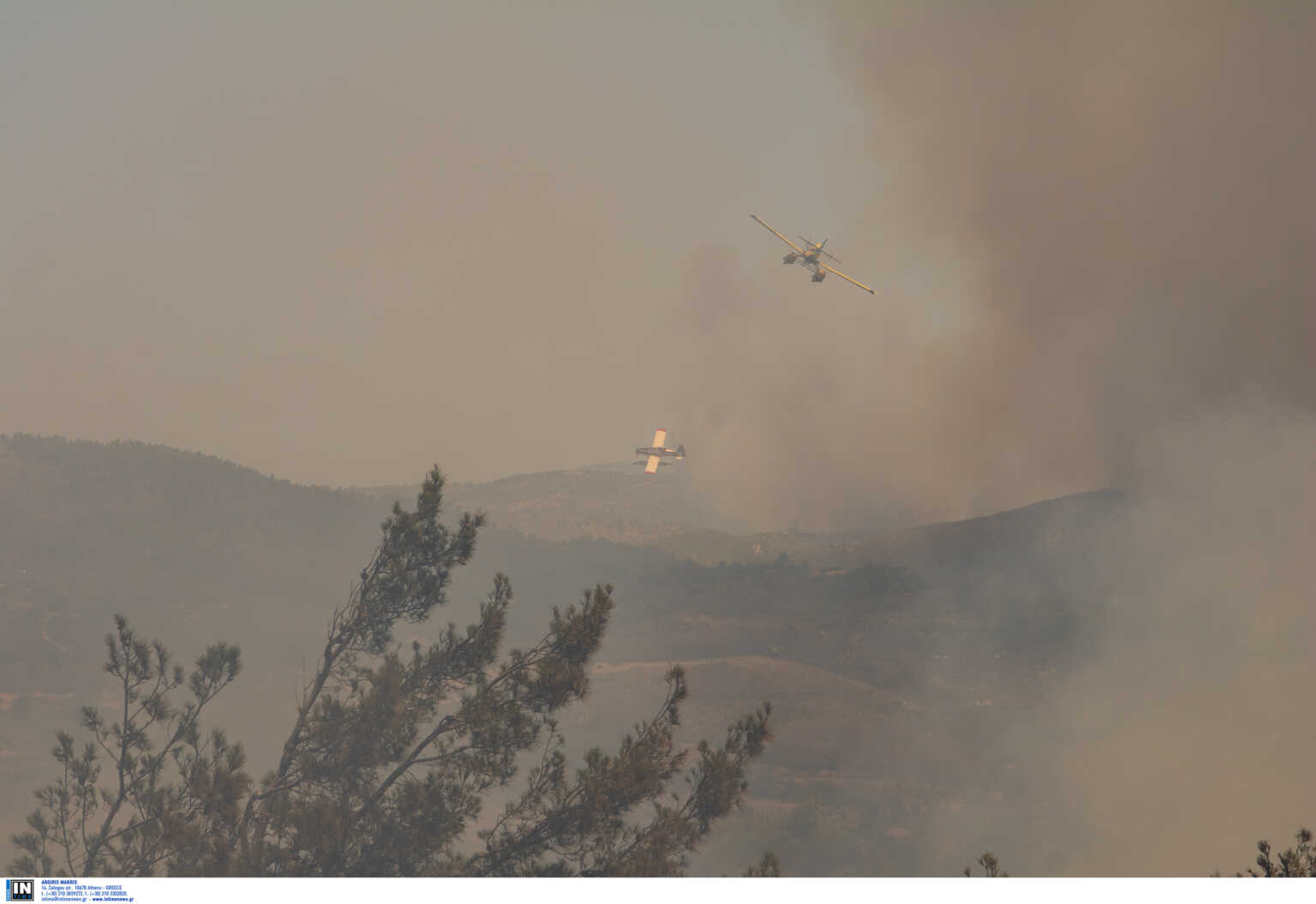 Φωτιά στην Ρόδο: Μεγάλη αναζωπύρωση στο Βάτι