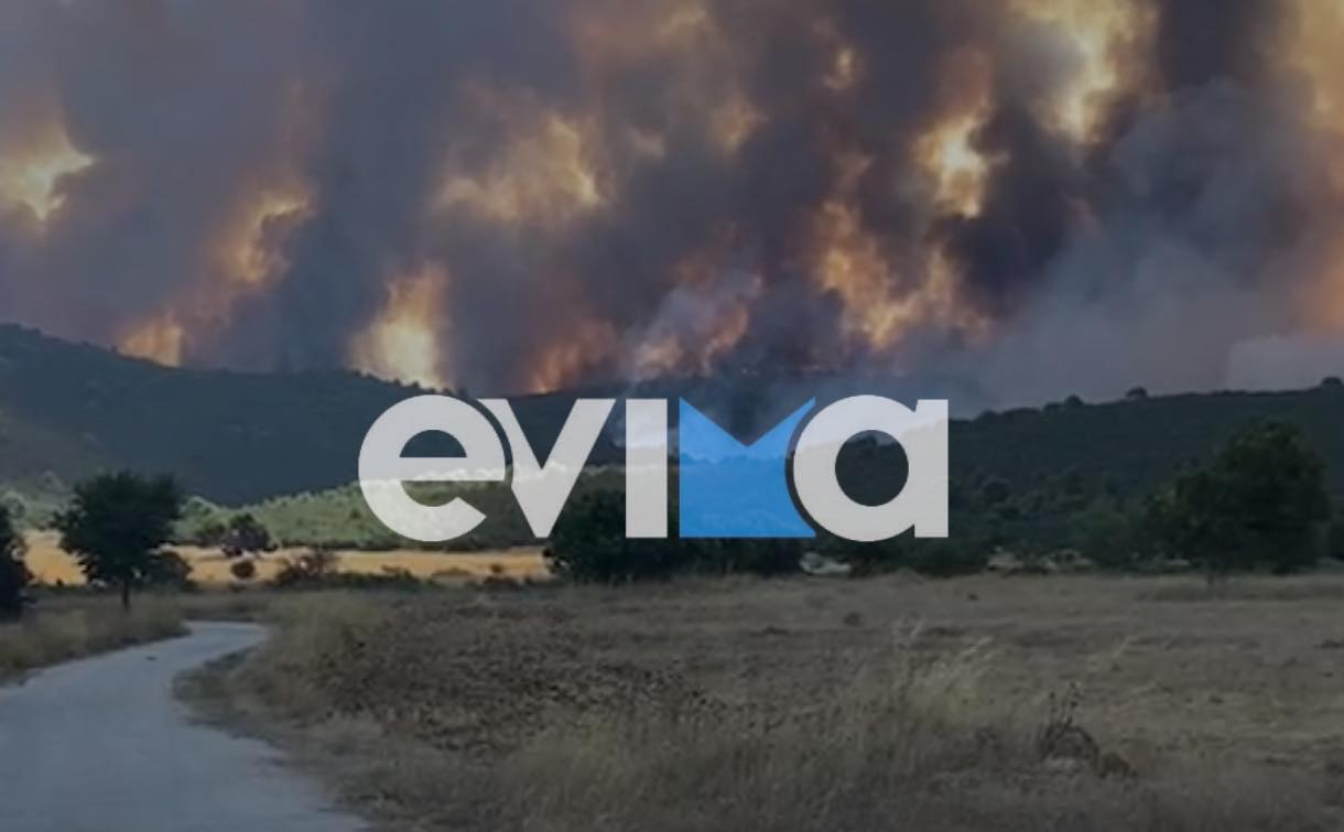 Φωτιά: Eκκένωση των οικισμών Πανόραμα και Άγιος Χαράλαμπος