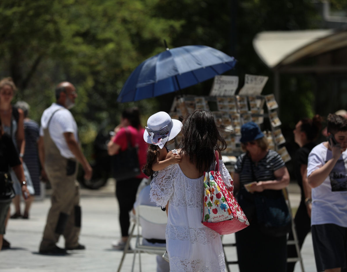 «Καμπανάκι» πνευμονολόγων ενόψει καύσωνα -Τι πρέπει να προσέχουμε