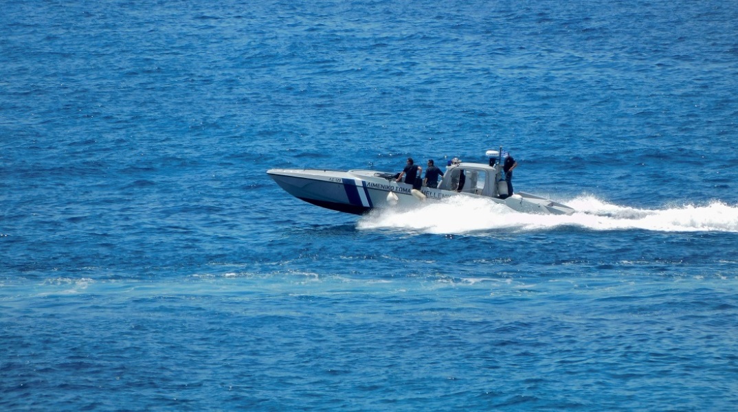 Εύβοια: Είχαν κυνηγετικό όπλο σε αλιευτικό – Πώς τους έπιασε το Λιμενικό