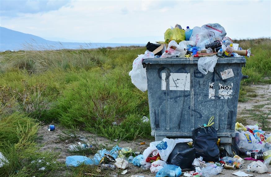 Εύβοια: Ποια περιοχή «πνίγηκε» στο σκουπίδι